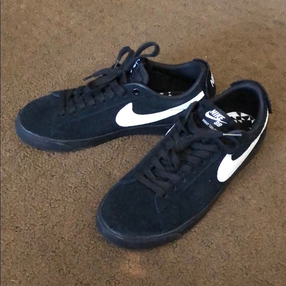 nike sb air zoom blazer low